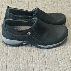 Dansko Patti Black Nubuck Size 38 Waterproof Slip-On